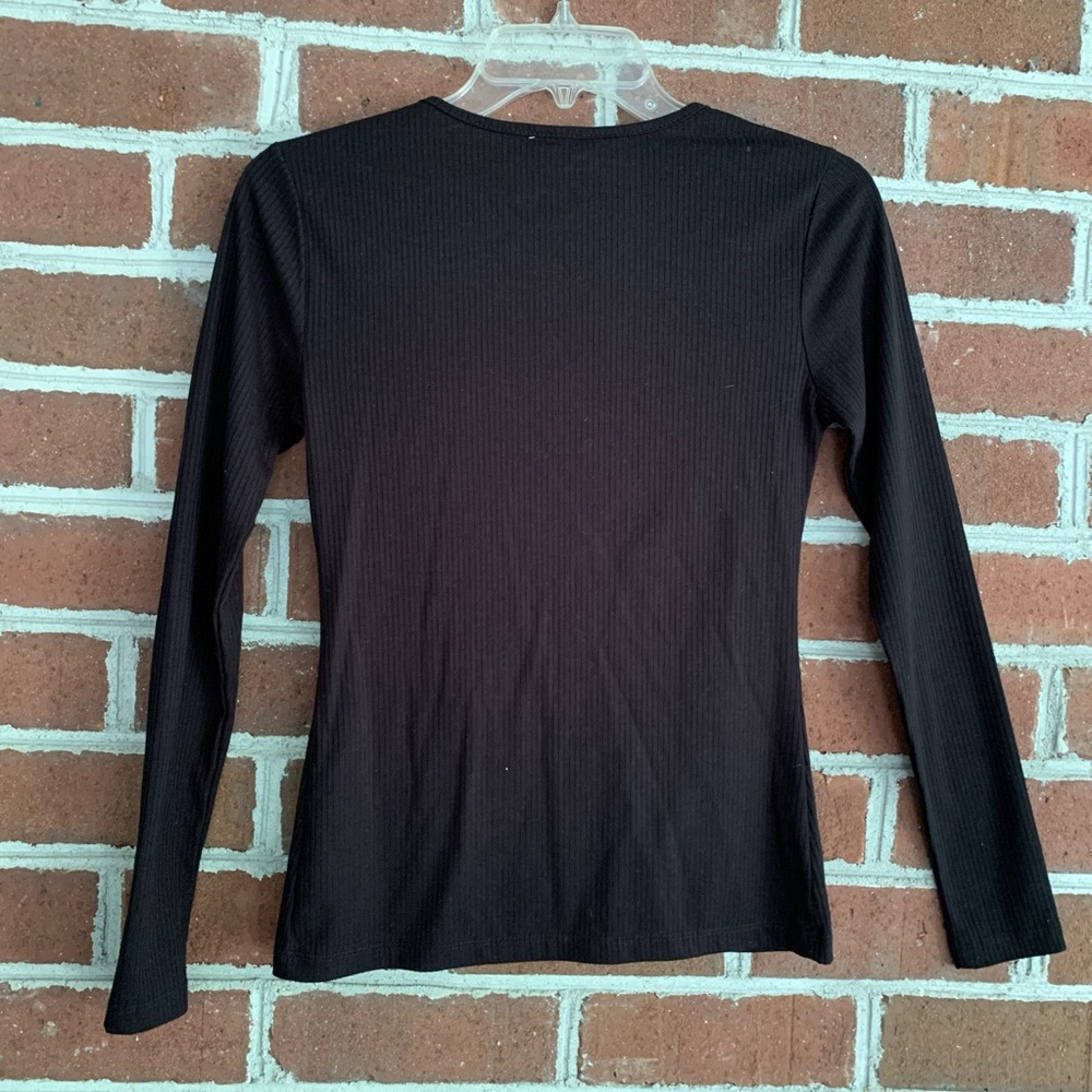Mossimo Black Ribbed V Neck Long Sleeve Shirt (S) - Picture 5 of 7